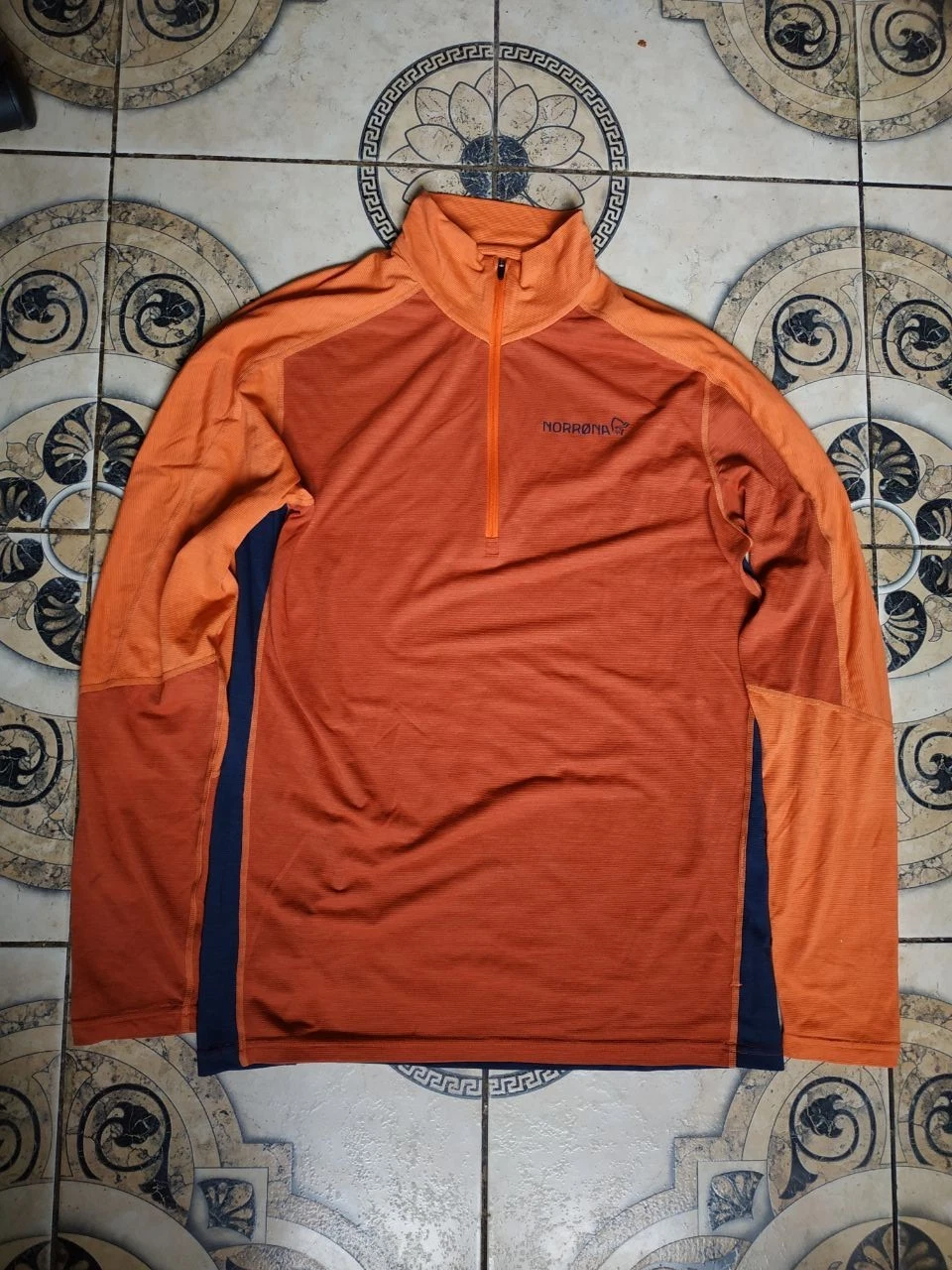 Norrona Equaliser Merino Zip Neck M Shirt Rooibos Tea Mens Base Layer Hiking
Opens in a new window o
