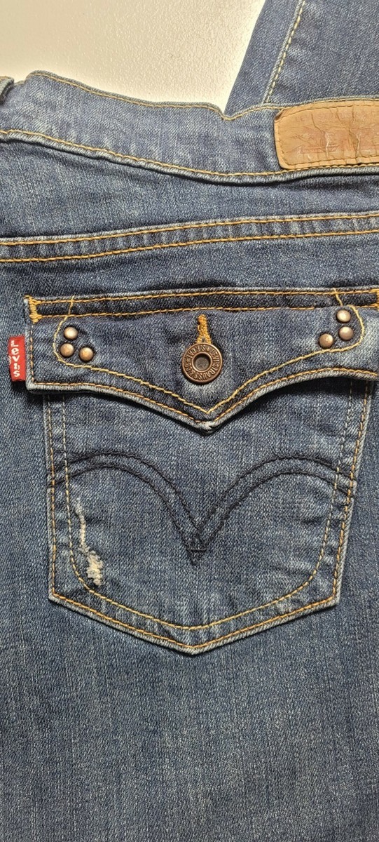 Jeans Levi's 515 Femme – Coupe Boot Cut – Taille 32x32 – Délavage Moyen – Occasion Très Bon état