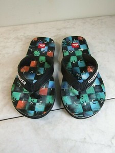 checkered flip flops