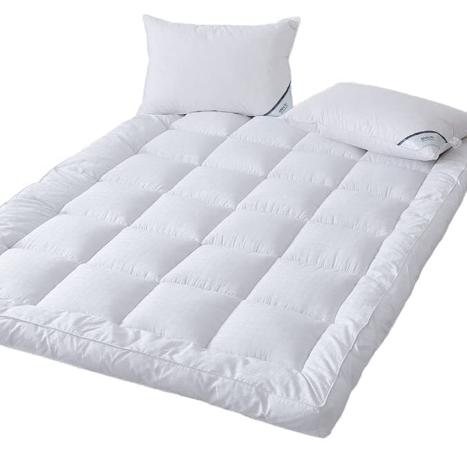 Extra Thick Mattress Topper King bed Size. Breathable Cooling Mattress Pad Co...