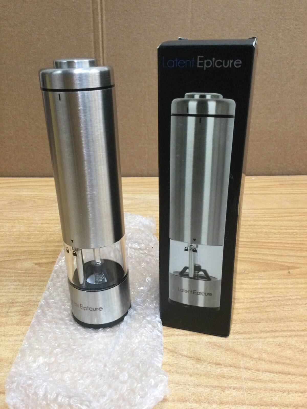 Latent Epicure Battery Operated Salt and Pepper Grinder (Single) 642554959801 eBay