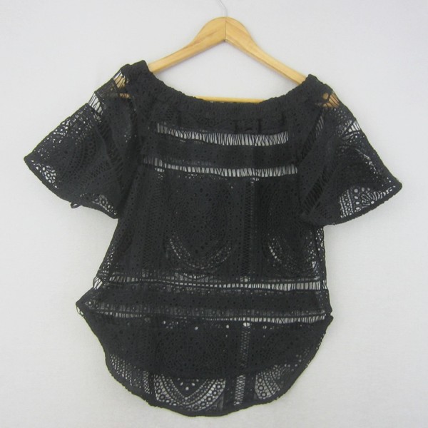 Noughts & Crosses Top Womens 6 Black Solid Lace Off Shoulder Flutter Sleeve