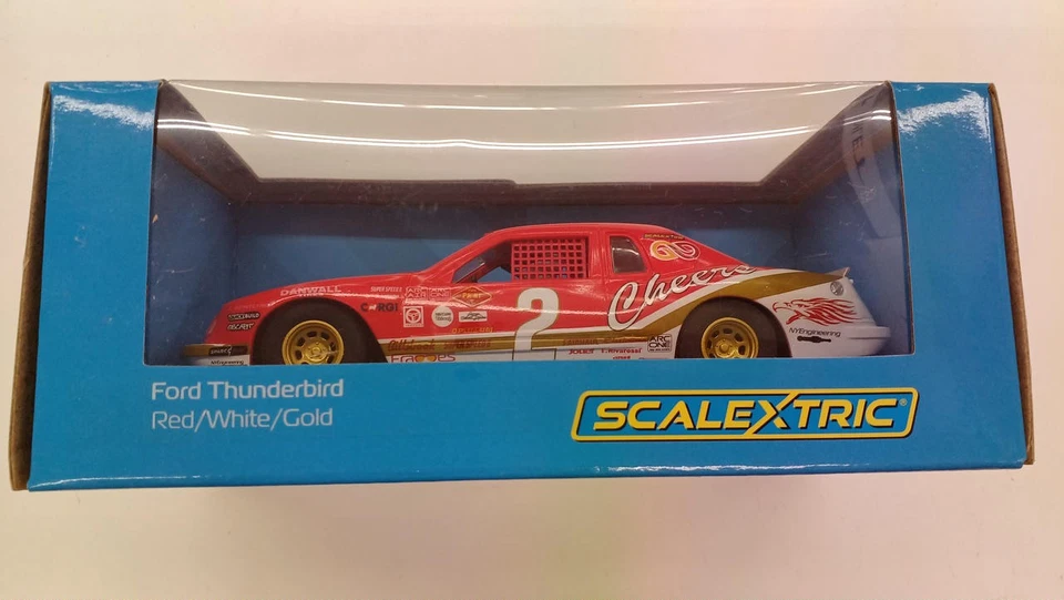 Scalextric Fordthunderbird Red/White/Gold Car Truck - Image 2 of 4