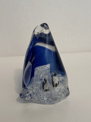 Hand Blown Paperweight Mother Penguin Cobalt Blue Glass Snowy Scene w/ 2 Babies