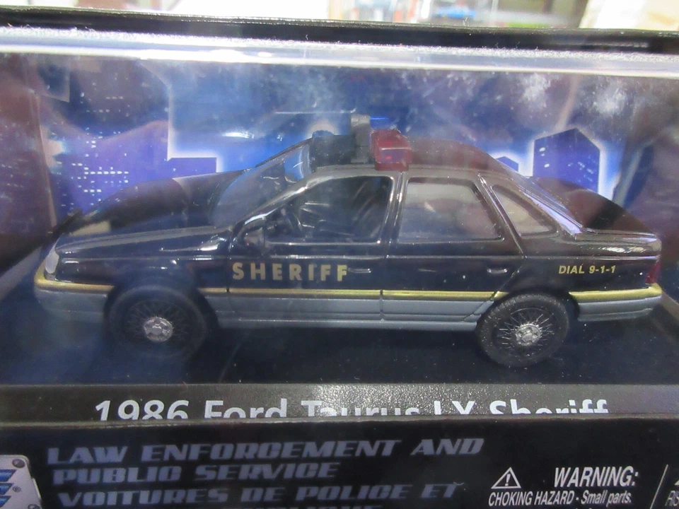 1:43 Motormax 1986 Ford Taurus Police Sheriff - Image 2 of 4
