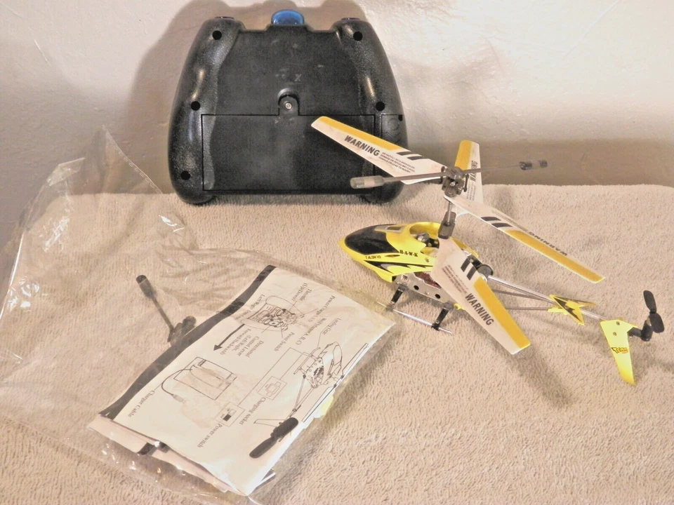 Hawk Talon V2 R/C Helicopter w/Built In Gyroscope and Replacement Parts Works - Image 2 of 2