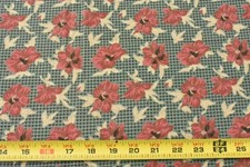By 1/2 Yd, Red Tan Floral on Green Cotton, Thimbleberries/Country Spirit,P9330