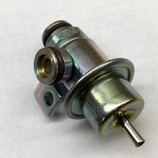 Fuel Injection Pressure Regulator WVE 5G1043
