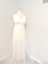 White Sleeveless V-Neck Empire Silhouette Tulle Full-Length Wedding Dress