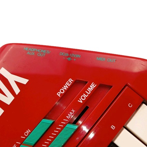 Yamaha SHS-10R FM Digital Keyboard Keytar Synthesizer MIDI RED Tested Working - Picture 10 of 13