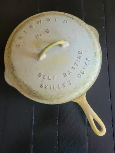 RARE Griswold Cast iron CREAM/LIGHT YELLOW Enamel #9 Skillet And Lid. NO RESERVE