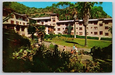Hotel St. Catherine Catalina Island CA 1961 Color Photo Postcard Descanso Canyon
