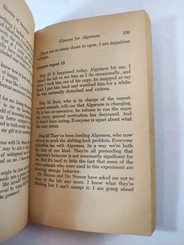 Stories of Suspense - Vintage Scholastic Paperback 1st Edition 4th Printing 1968 - Picture 9 of 10