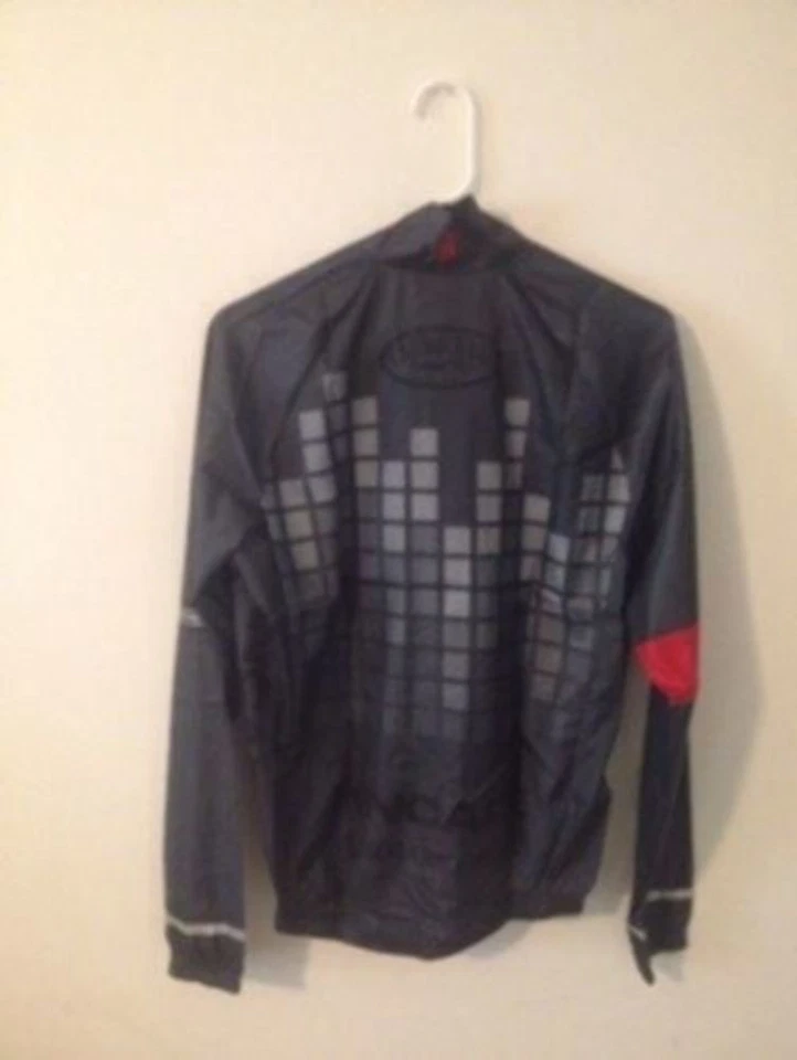 Hincapie Racing Team Official Team Kit Axis Lightweight Jacket Size S New - Image 2 of 2