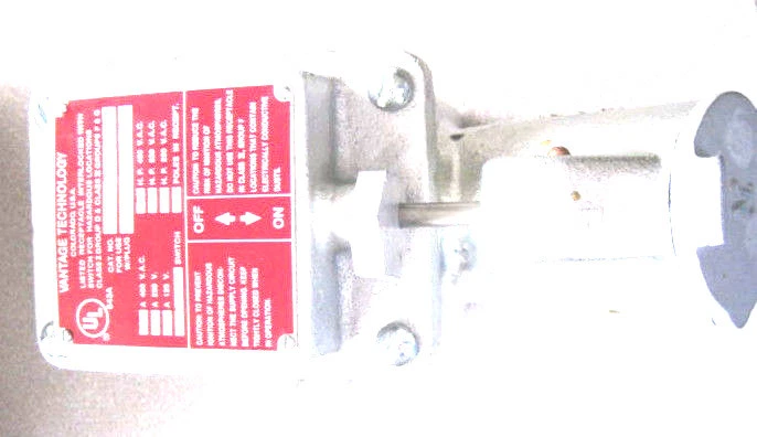 NEW VANTAGE TECHNOLOGY YXA-13032-G RECEPTACLE YXA13032G - Image 4 of 4