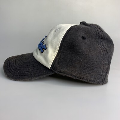Titleist キャップ 青 EST 1935 Titleist キャップ 青 EST 1935
