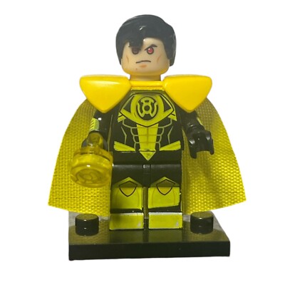 Lego Minifigure Superman Yellow Lantern