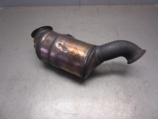 Katalysator Kat MERCEDES C180 W205 A2384904501 (332) Katalysator Kat MERCEDES C180 W205 A2384904501 (332)