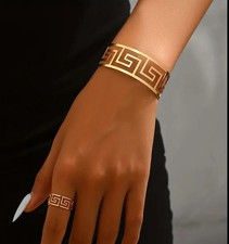    NEW WOMEN'S GREEK KEY 18K GOLD PLATED BRACELET  RING ADJUSTABLE CUFF   