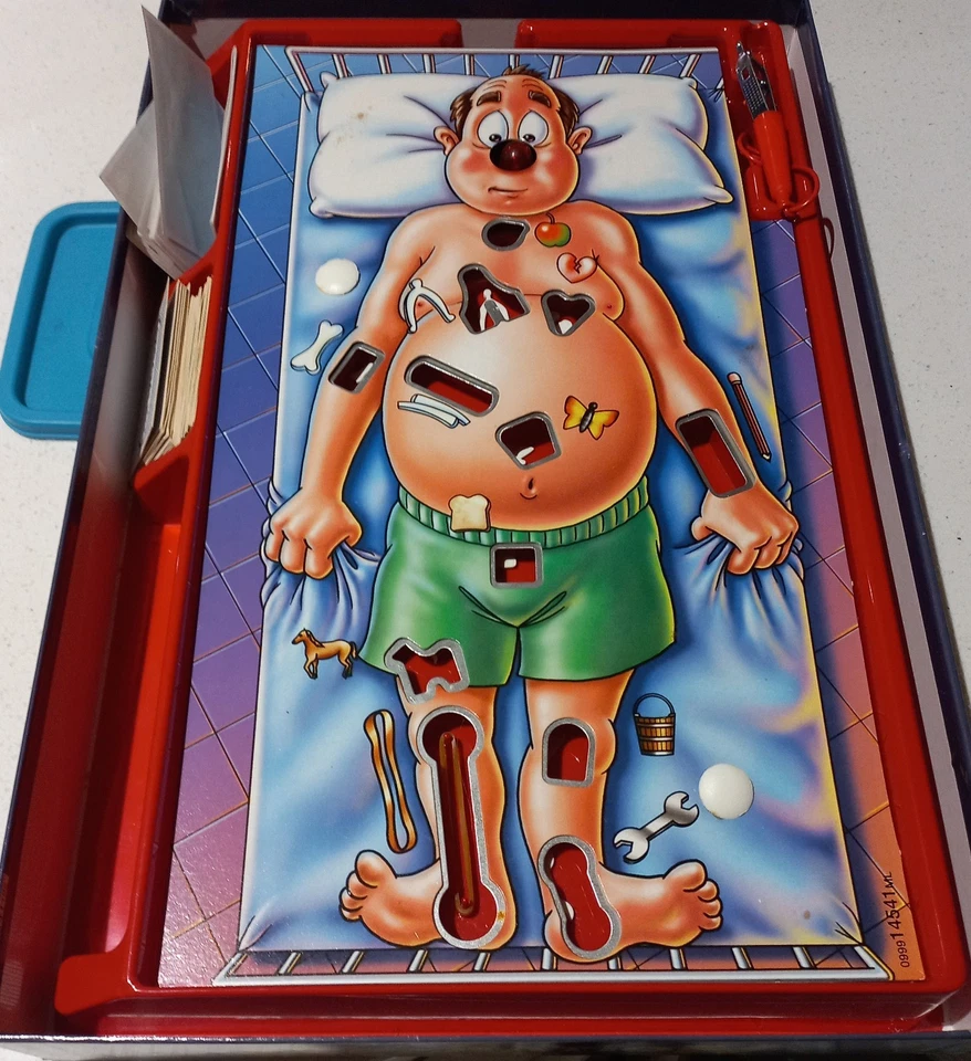 MB Games Operation, compete and working 1999 vintage edition tense Christmas - Image 4 of 4