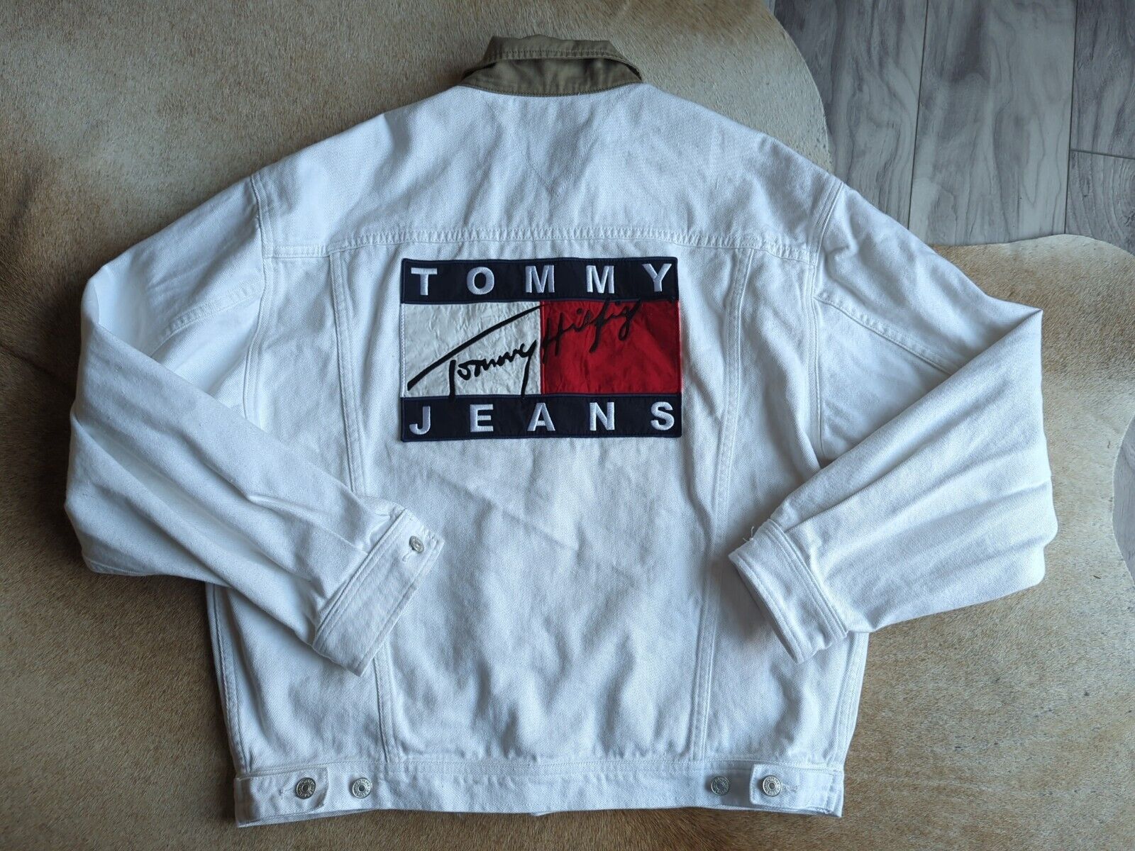 specificere Blive opmærksom distrikt Vintage Tommy Hilfiger Big Patch Flag White Denim Jean Jacket | Mens XL |  eBay