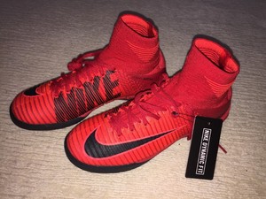 nike women's indoor soccer shoes