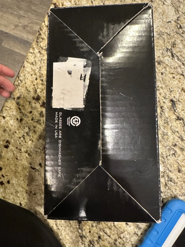 Juego de 2 gafas Pilsner de 16 oz de los New England Patriots con licencia de la NFL  Foto 4 de 4