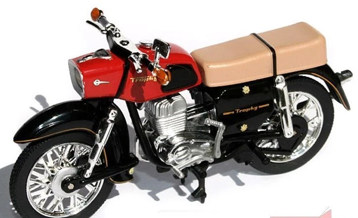 1/24 Atlas MZ ES 250/2 motorcycel model [7168105]. - Image 2 of 2