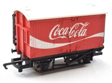 Hornby Coca-Cola Coke Small Refrigerated Van OO Gauge Refrigerated Car R60013