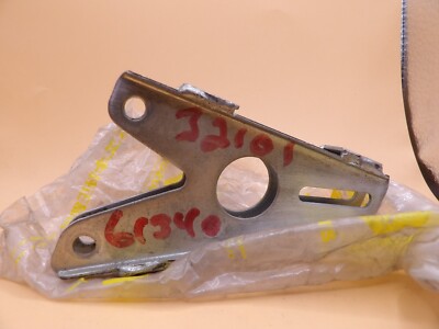 バイク、パーツ牛 NOS Suzuki TM125 TM250 TM400 1973-75 Genuine Rear Chain Guide