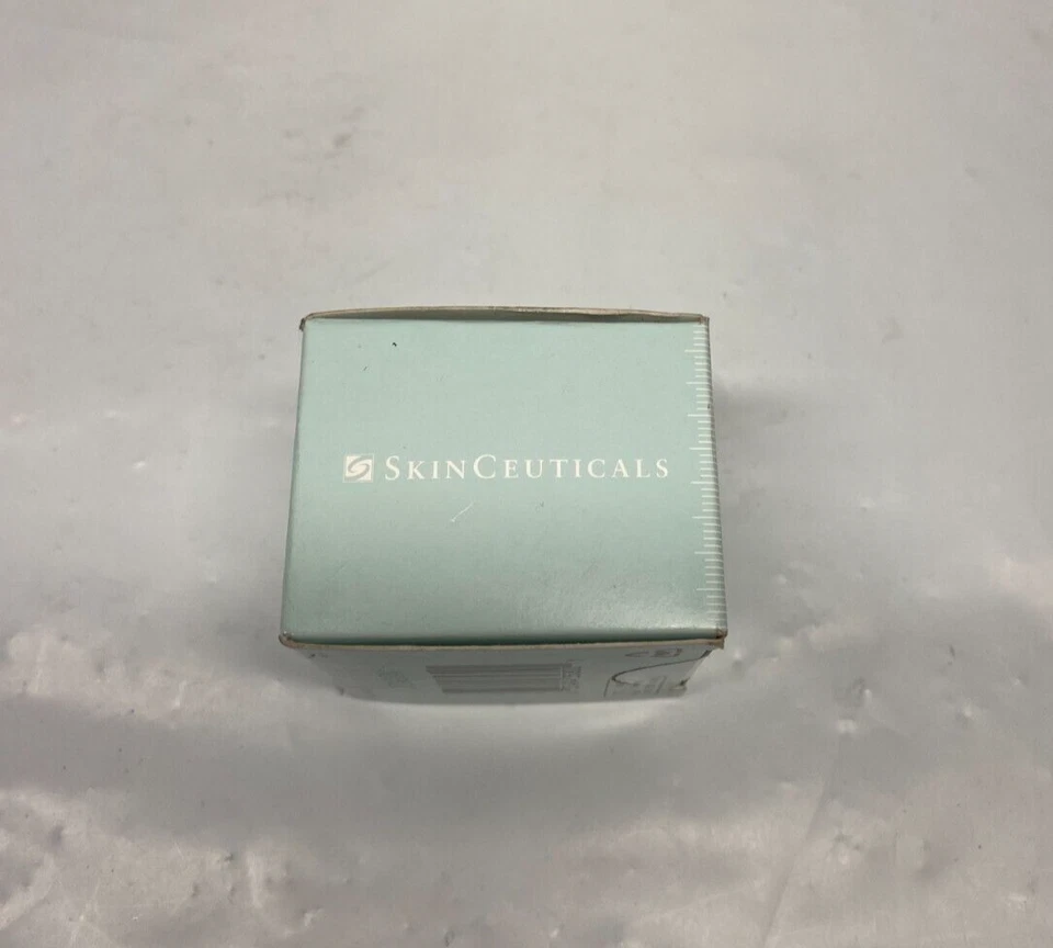 SkinCeuticals A.G.E. Eye Complex - 0.5 fl oz - Minor Box Damage - Image 2 of 4