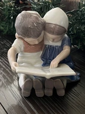 Vintage "Children Reading" Bing & Grondahl” Royal Copenhagen Figurine #1567