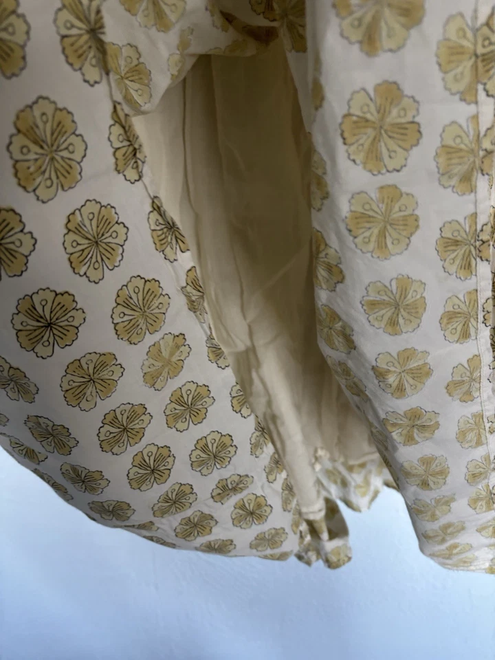 Vestido midi para mujer Outerknown de algodón con flores mediano amarillo Foto 3 de 4