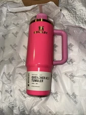NIB Stanley Limited Glossy Pink Parade H2.0 Quencher Flowstate 30oz Tumbler