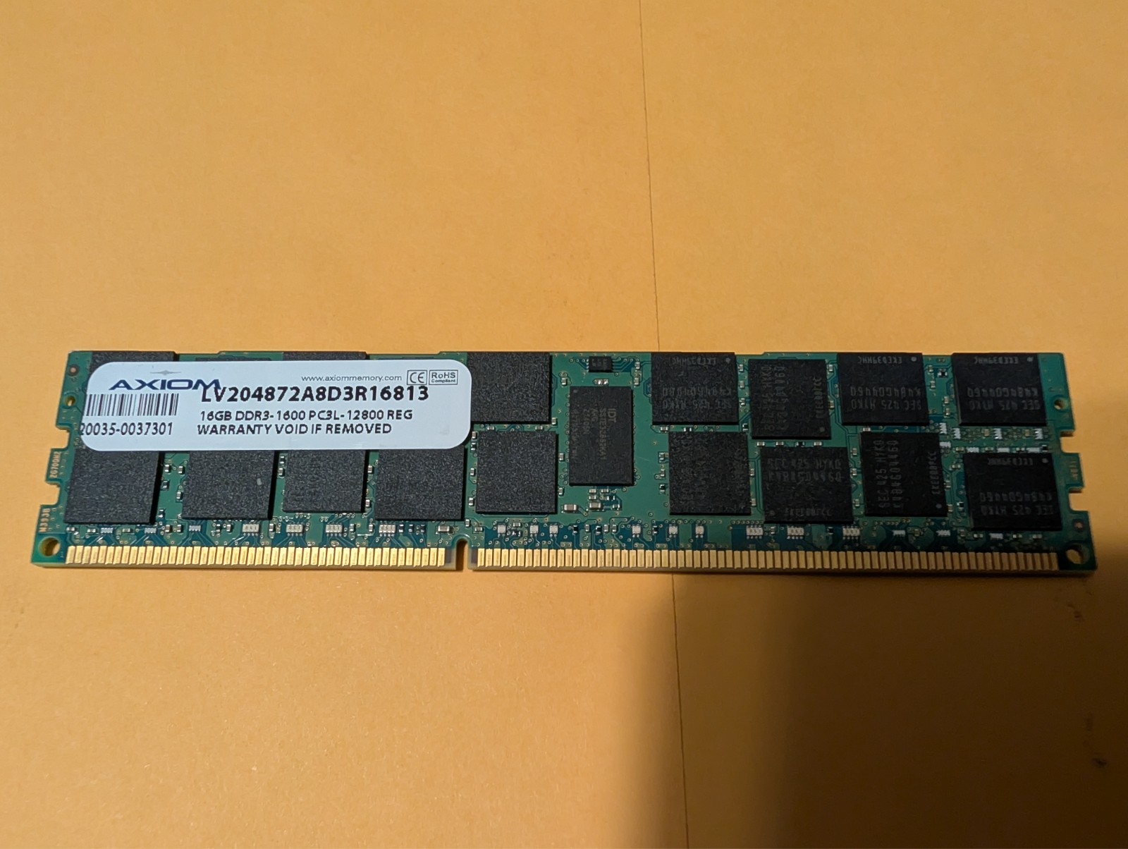 как выглядит 16GB PC3-12800R DDR3-1600 Registered RDIMM 240-Pin Server RAM MEMORY фото