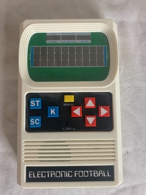 Vintage Mattel Classic Football Handheld Electronic Game 2000 - Tested & Working