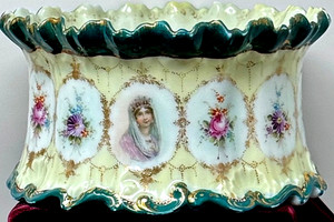 Royal Vienna France Empress Josephine & Dutchesse + Floral Panels Jardiniere Pot