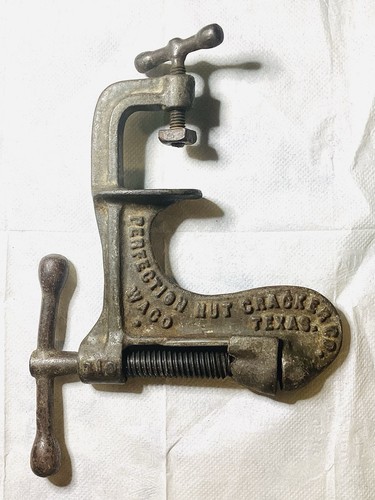 Ancien Casse-Noisette Perfection Nut Cracker Co. Breveté 1914 - Photo 1/7