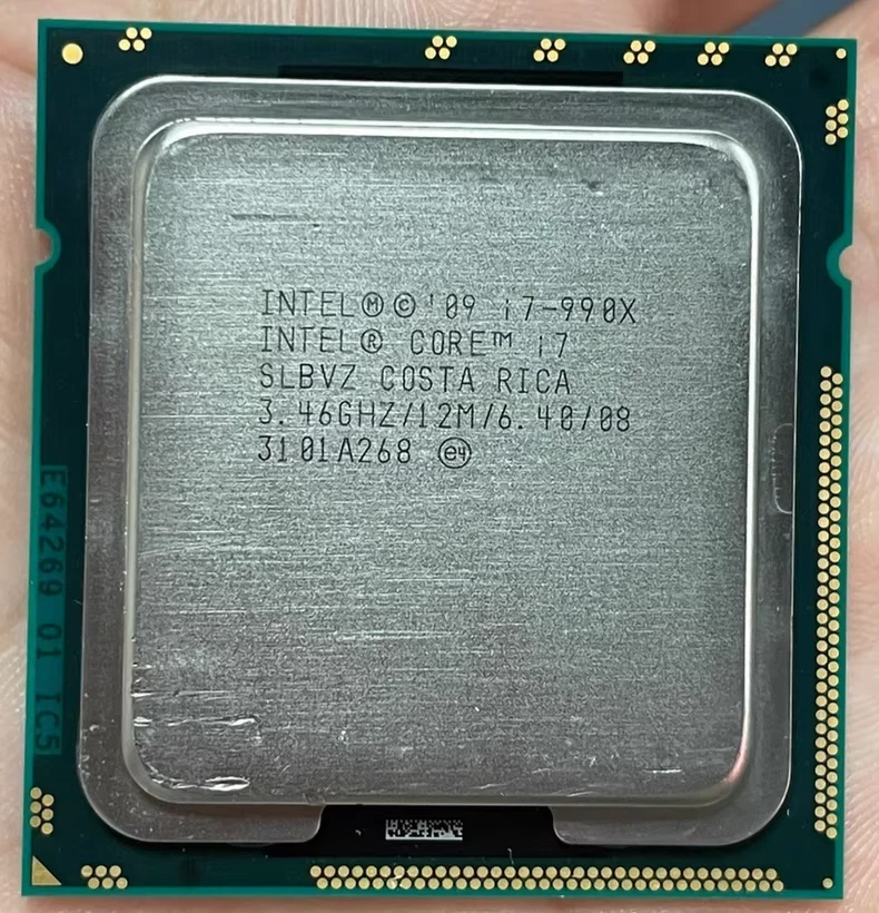 未使用 Intel Core i7-990x CPU Amazon.com: Intel Core i7 990X Processor Extreme Edition, 3.46GHz