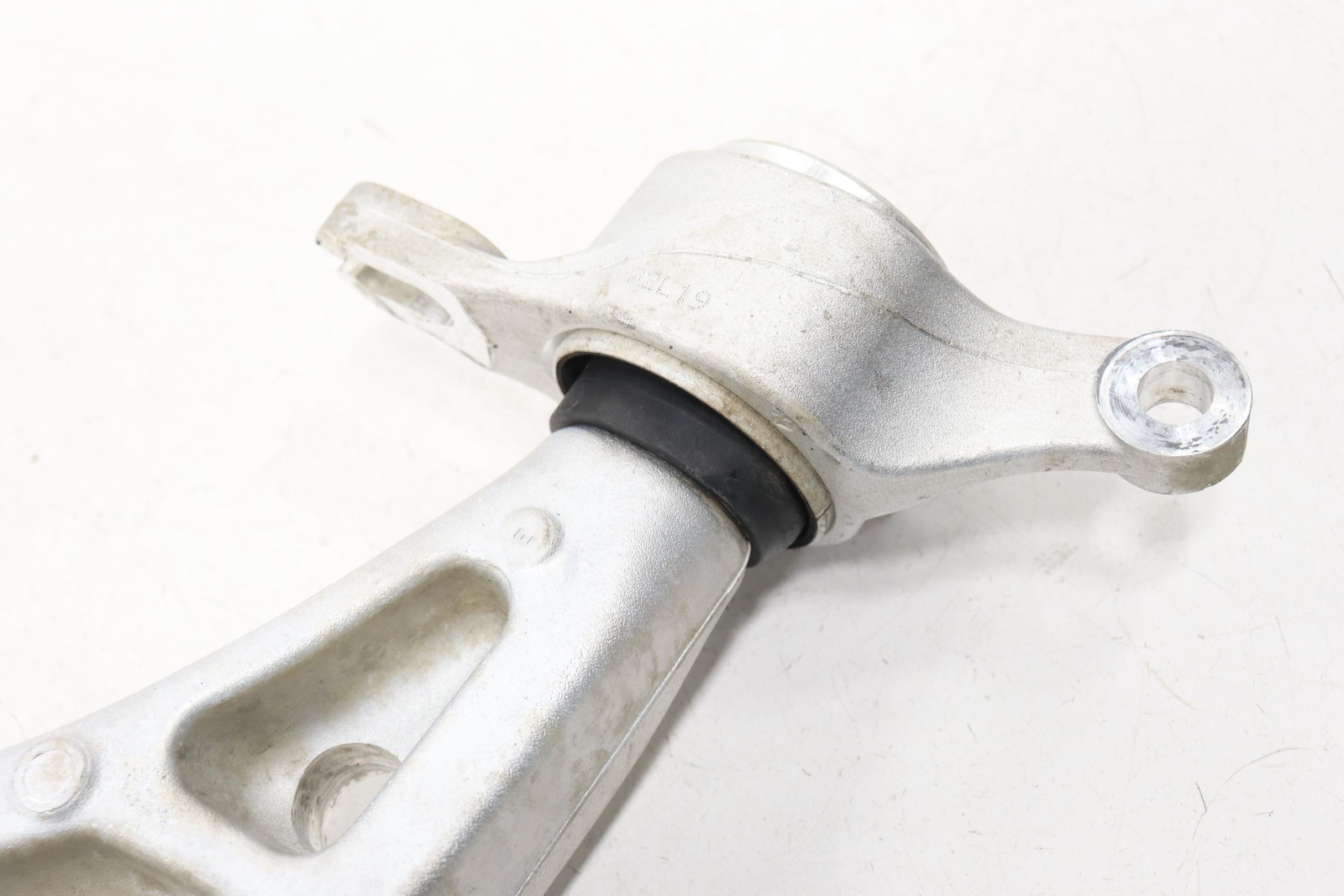 FRONT LEFT SUSPENSION LOWER CONTROL ARM OEM 68282729AC DODGE RESOUND CLOTHING リサウンドクロージングラインパンツ