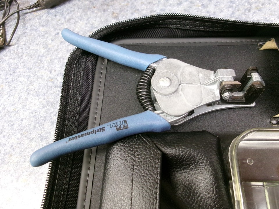 Jensen Tools JTK-4400WB Deluxe Telcom Installation Kit in Double Black ...