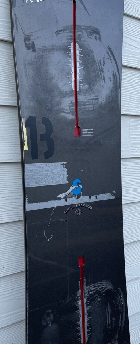 2013 MENS BURTON SUPERHERO SNOWBOARD 158W USED flat top nug super