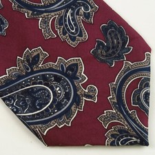 Churchill Collection Mens Poly Tie Red Blue Paisley Print USA Made 56"x3.75"