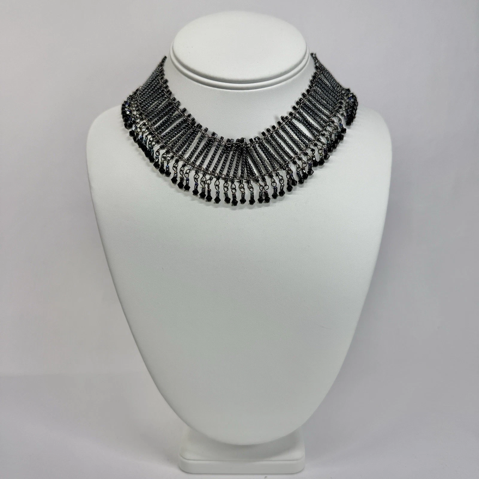 WORTHINGTON Seed Beads Fringe Collar Bib Vintage Necklace Jewelry N502