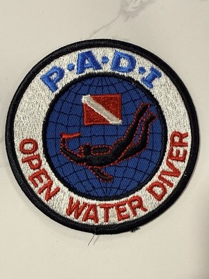 RARE RETIRED VTG PADI OPEN WATER DIVER PATCH - PATCH with RED SCUBA DIVER NOS