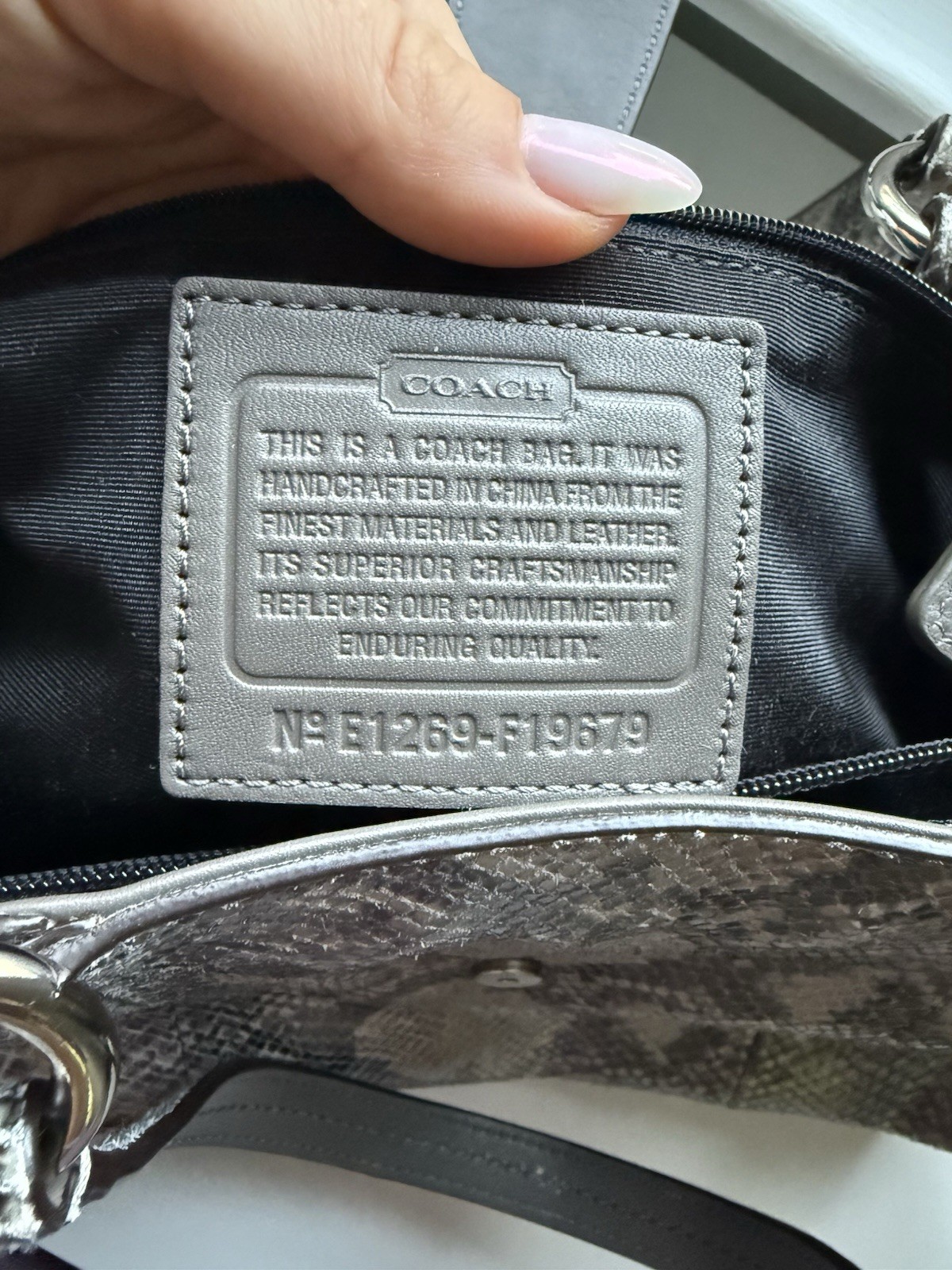 EUC Coach Python Embossed Leather Carryall Tote G… - image 9