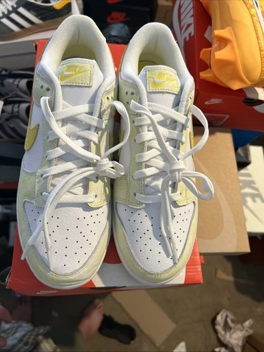 Nike Dunk Low "Yellow Strike" Size 10W Brand New DM9467-700