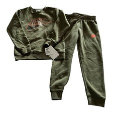 Nike Kids 7 Olive Green Camouflage Logo Crewneck Sweatshirt and Joggers Set