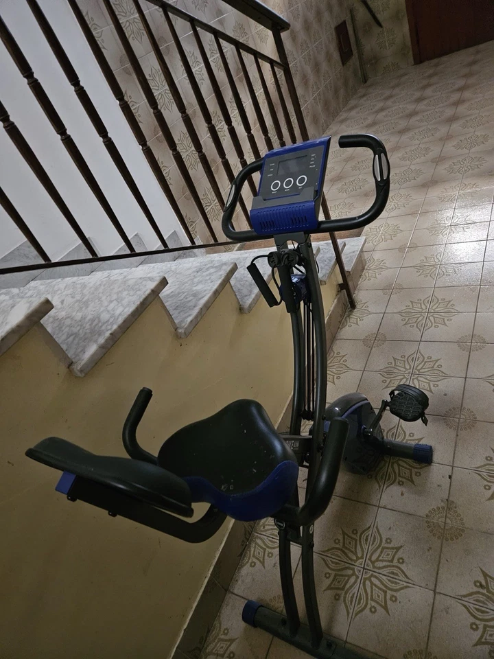 Cyclette Professionale con Schermo LCD - blu - Immagine 4 di 4