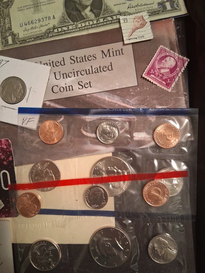 Collectible Junk Drawer Lot 1996 Mint Set No W 5c 2011 Proof Gold $1 Silver... - Image 2 of 4